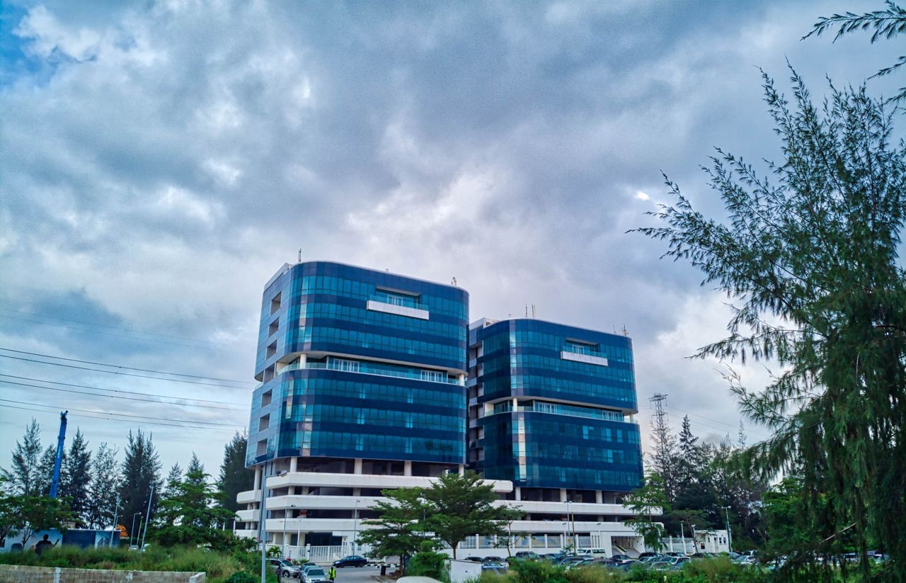 Grade A Office Space for Lease at Lakepoint Towers